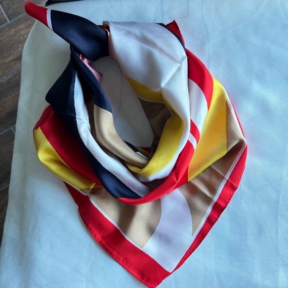 Vintage Bundle of 3 Silk Scarf - Picture 10 of 11